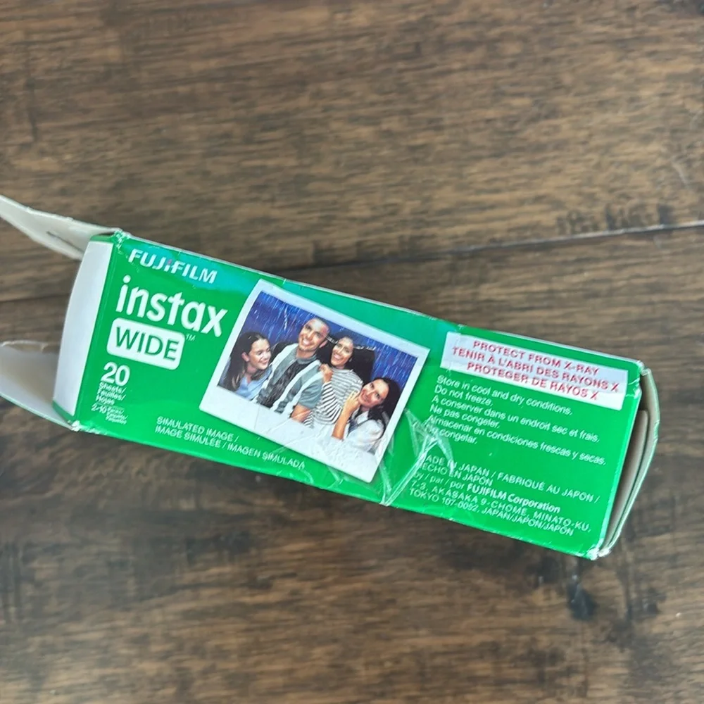 20 Sheets Prints Fujifilm Instax Wide Instant Color‎ Film